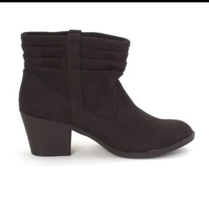 Arizona Jean Co. Garber Women's Ankle Boots Color Black